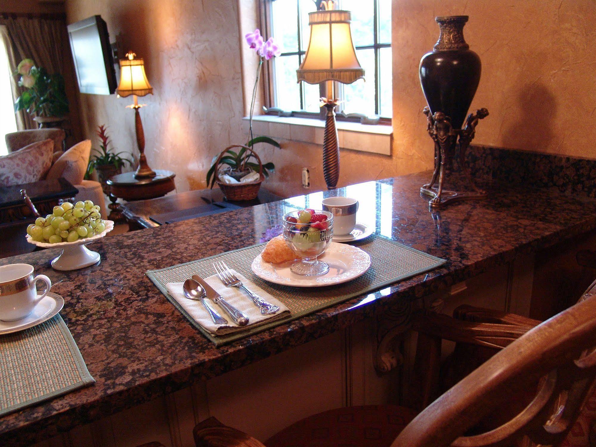 Ocean Lodge St. Simons Island ภายนอก รูปภาพ
